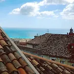 Perla Del Borgo